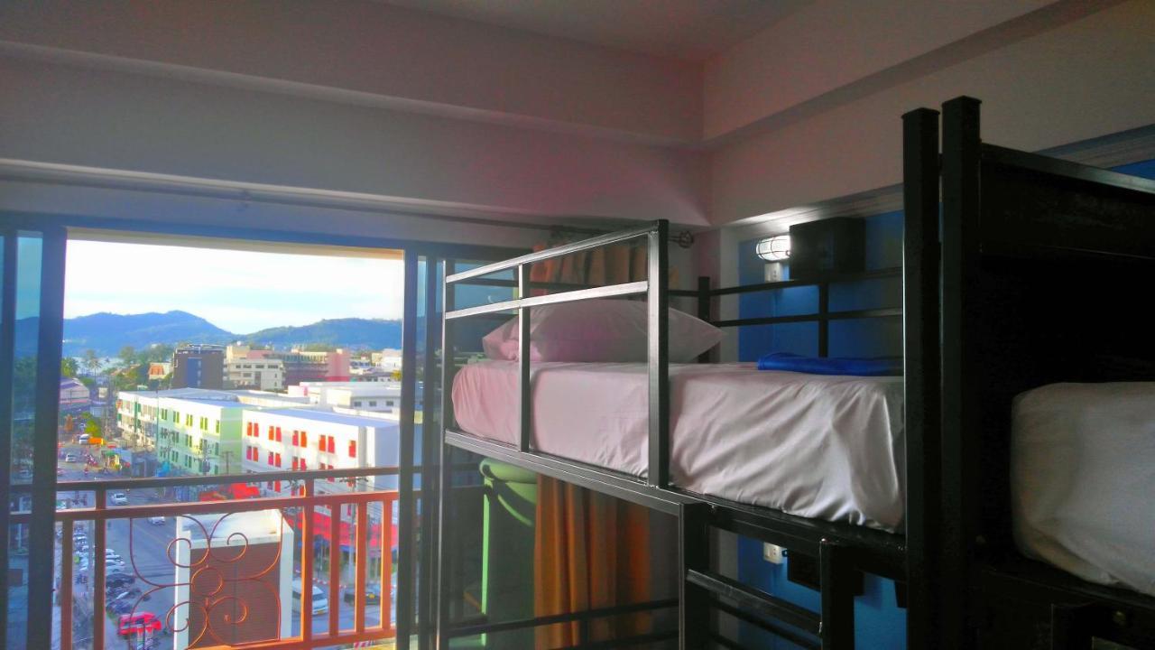 Хостел Bodega Phuket Patong (Adults Only) Экстерьер фото